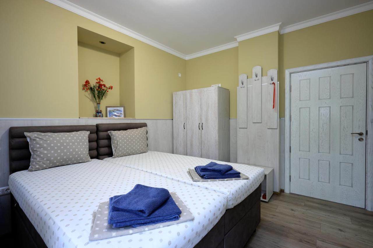 Къща За Гости Кребс Guesthousekrebs Shumen Exteriör bild