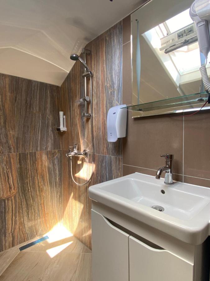 Къща За Гости Кребс Guesthousekrebs Shumen Exteriör bild